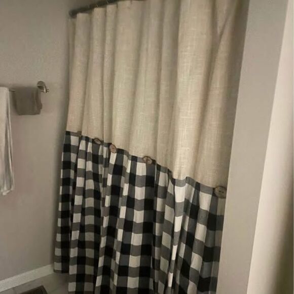 Farmhouse black & white shower curtain - Picture 1 of 6